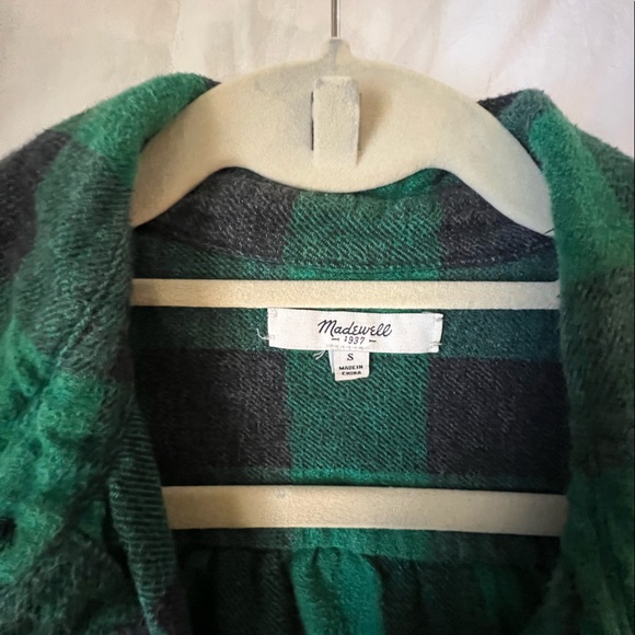 Madewell Green and Black Flannel - Picture 3 of 4
